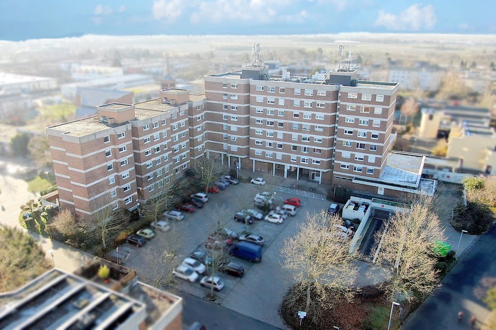Gütelhöfer Immobilien - Immobilienangebot - Meckenheim - Wohnung - Renovierte Eigentumswohnung mit Loggia, Gäste-WC und Tiefgaragenstellplatz in gepflegter Wohnanlage