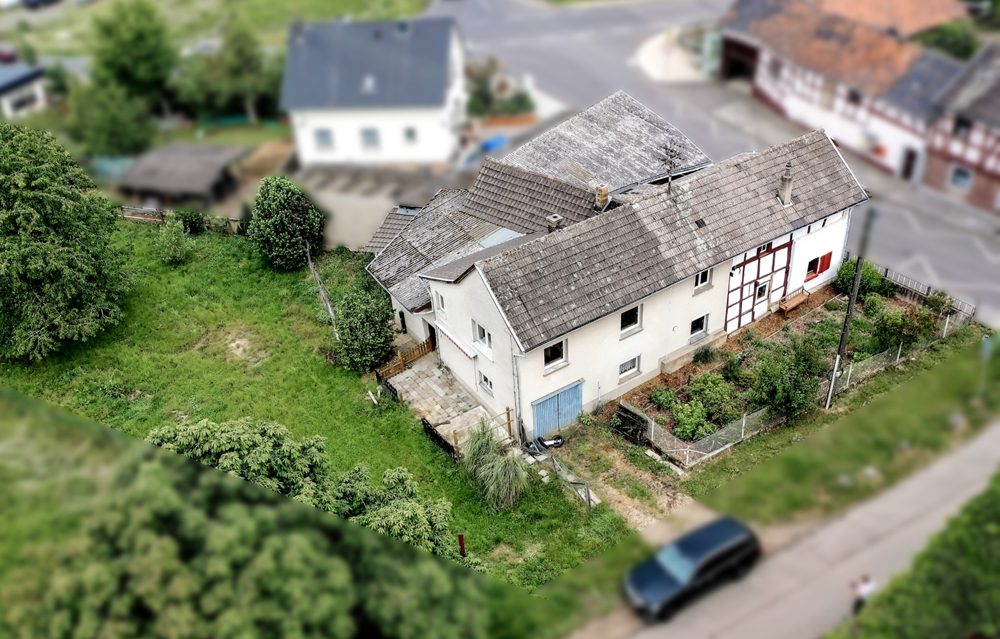 Gütelhöfer Immobilien - Immobilienangebot - Rheinbach / Loch - Alle - Bieterverfahren! Sanierung oder Neubau? Sanierungsbedürftiges Einfamilienhaus auf großem Grundstück