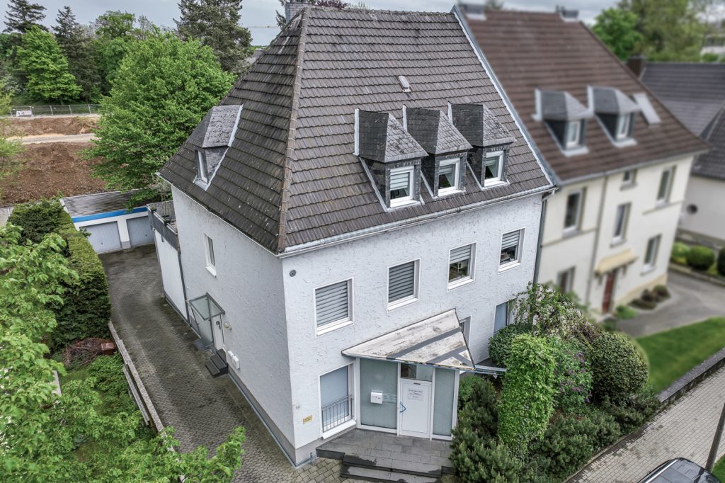 Gütelhöfer Immobilien - Immobilienangebot - Rheinbach - Alle - Wohnen und Arbeiten am Stadtpark! Investmentpaket aus vermieteter Praxis + Wohnung mit Dachterrasse