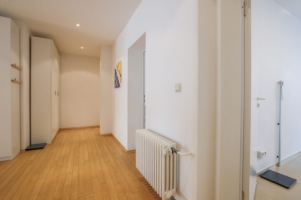 Gütelhöfer Immobilien - Immobilienangebot - Rheinbach - Alle - Wohnen und Arbeiten am Stadtpark! Investmentpaket aus vermieteter Praxis + Wohnung mit Dachterrasse