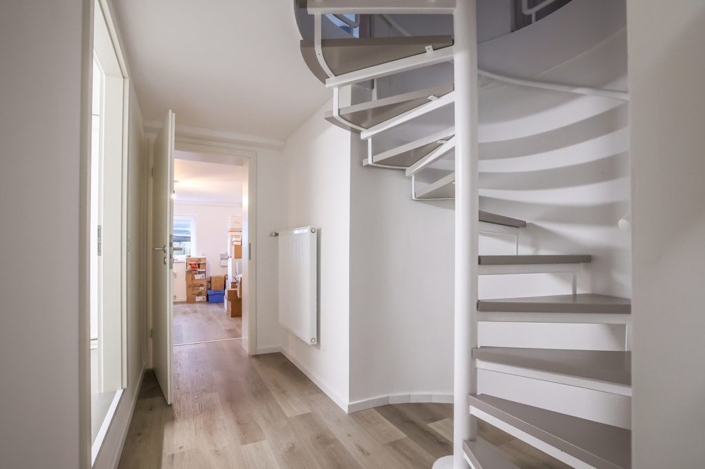 Gütelhöfer Immobilien - Immobilienangebot - Rheinbach - Alle - Wohnen und Arbeiten am Stadtpark! Investmentpaket aus vermieteter Praxis + Wohnung mit Dachterrasse
