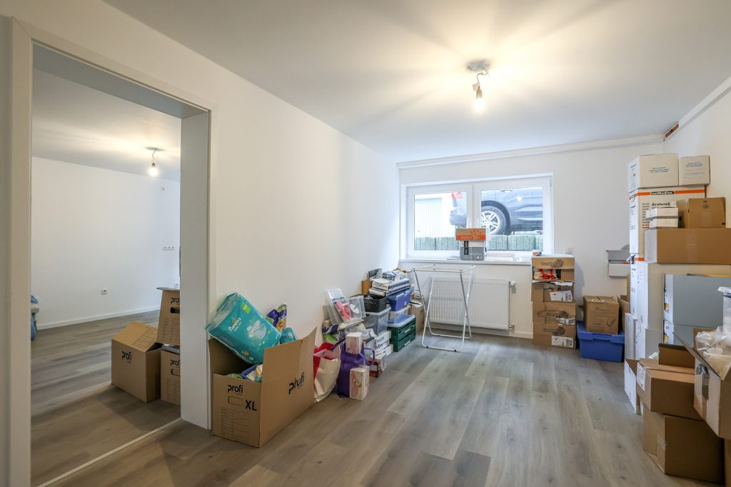 Gütelhöfer Immobilien - Immobilienangebot - Rheinbach - Alle - Wohnen und Arbeiten am Stadtpark! Investmentpaket aus vermieteter Praxis + Wohnung mit Dachterrasse