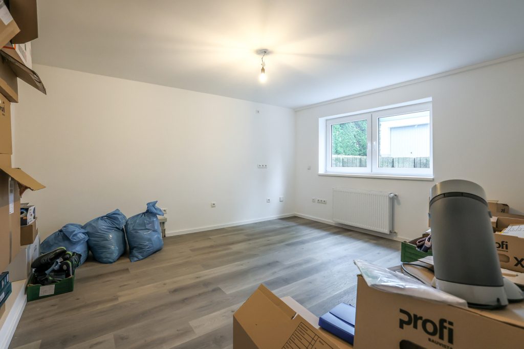 Gütelhöfer Immobilien - Immobilienangebot - Rheinbach - Alle - Wohnen und Arbeiten am Stadtpark! Investmentpaket aus vermieteter Praxis + Wohnung mit Dachterrasse