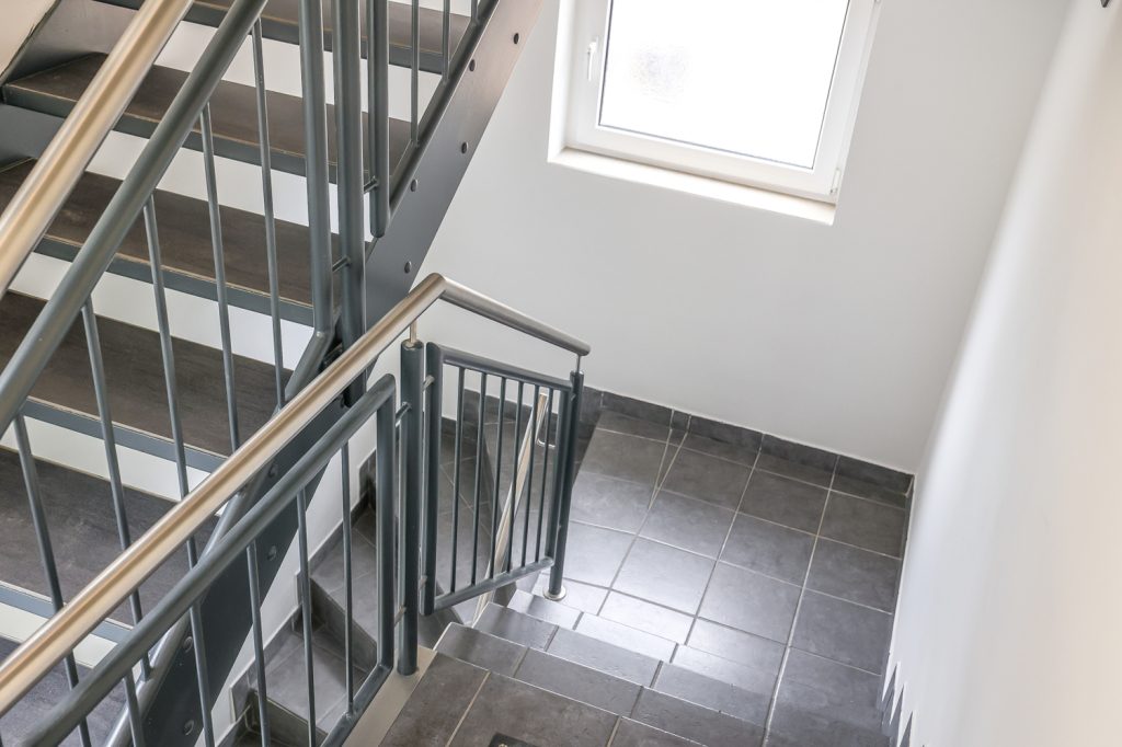 Gütelhöfer Immobilien - Immobilienangebot - Rheinbach - Alle - Wohnen und Arbeiten am Stadtpark! Investmentpaket aus vermieteter Praxis + Wohnung mit Dachterrasse