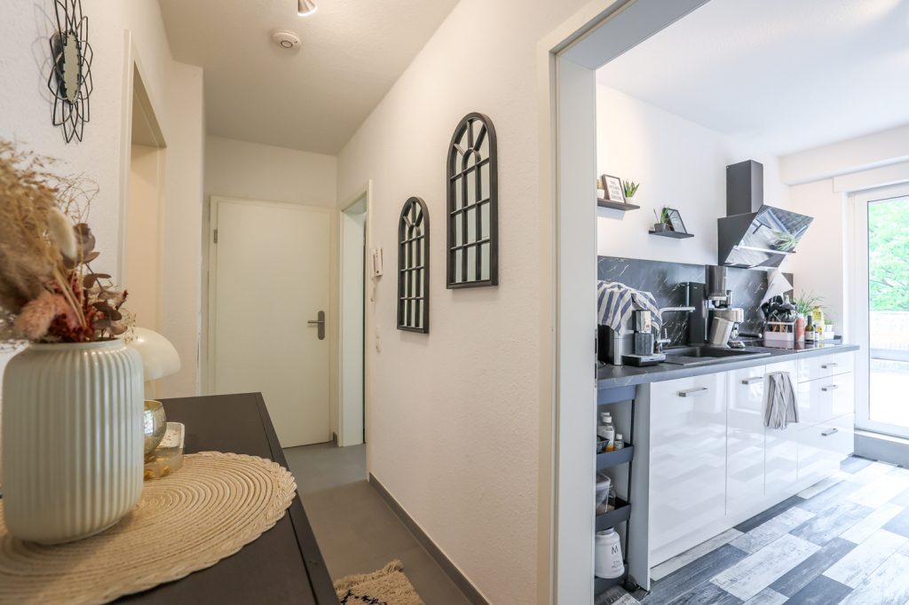 Gütelhöfer Immobilien - Immobilienangebot - Rheinbach - Alle - Wohnen und Arbeiten am Stadtpark! Investmentpaket aus vermieteter Praxis + Wohnung mit Dachterrasse