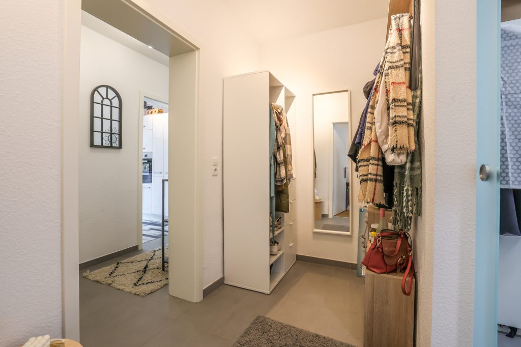 Gütelhöfer Immobilien - Immobilienangebot - Rheinbach - Alle - Wohnen und Arbeiten am Stadtpark! Investmentpaket aus vermieteter Praxis + Wohnung mit Dachterrasse