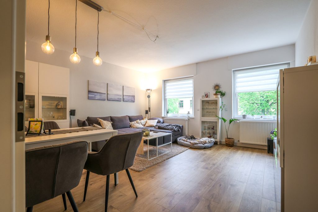 Gütelhöfer Immobilien - Immobilienangebot - Rheinbach - Alle - Wohnen und Arbeiten am Stadtpark! Investmentpaket aus vermieteter Praxis + Wohnung mit Dachterrasse
