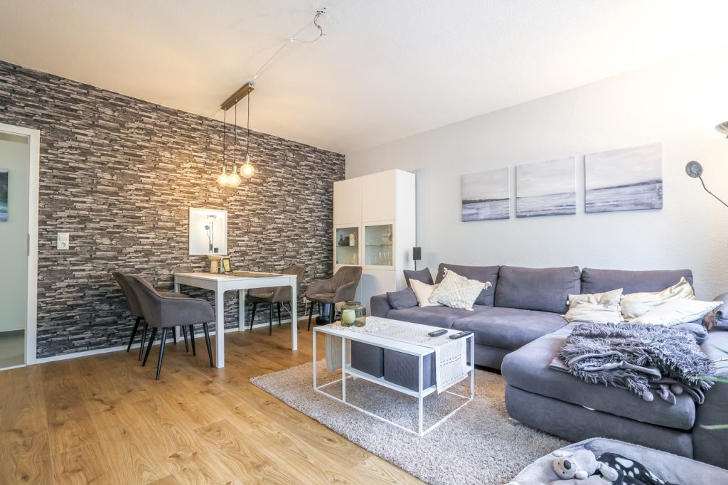Gütelhöfer Immobilien - Immobilienangebot - Rheinbach - Alle - Wohnen und Arbeiten am Stadtpark! Investmentpaket aus vermieteter Praxis + Wohnung mit Dachterrasse
