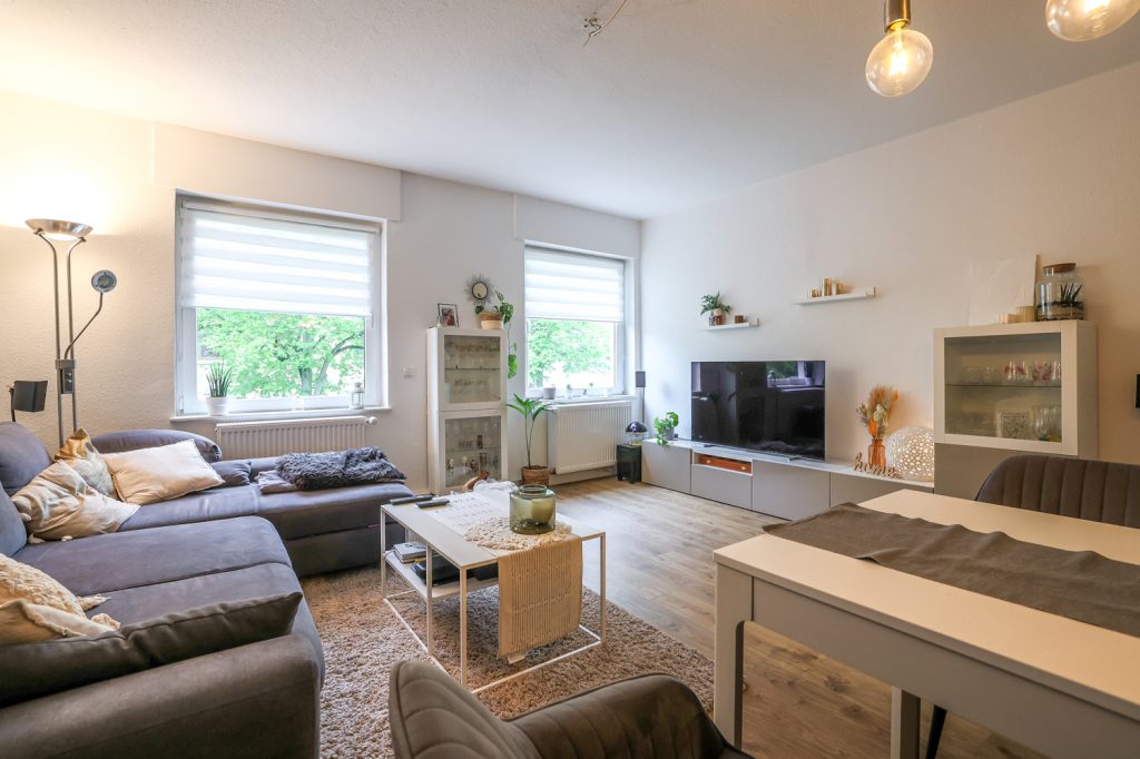 Gütelhöfer Immobilien - Immobilienangebot - Rheinbach - Alle - Wohnen und Arbeiten am Stadtpark! Investmentpaket aus vermieteter Praxis + Wohnung mit Dachterrasse
