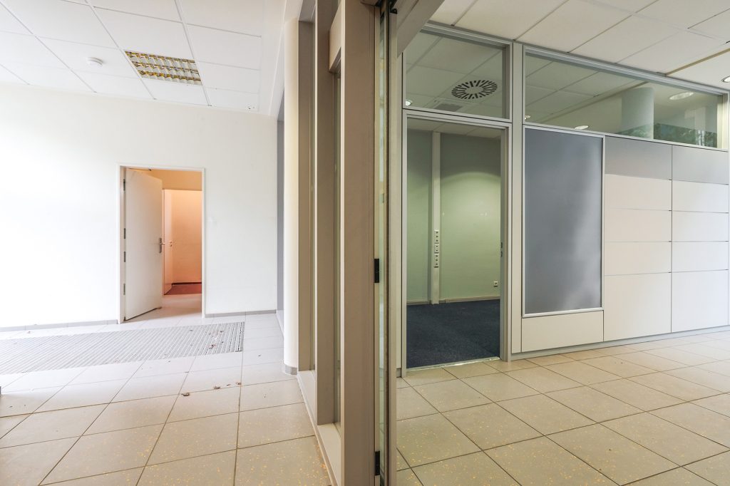 Gütelhöfer Immobilien - Immobilienangebot - Rheinbach - Alle - Ladenlokal für Filialisten in prominenter A-Lage der Rheinbacher City - mit Gestaltungsmöglichkeiten