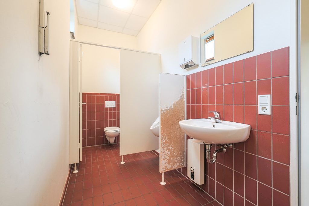 Gütelhöfer Immobilien - Immobilienangebot - Rheinbach - Alle - Ladenlokal für Filialisten in prominenter A-Lage der Rheinbacher City - mit Gestaltungsmöglichkeiten