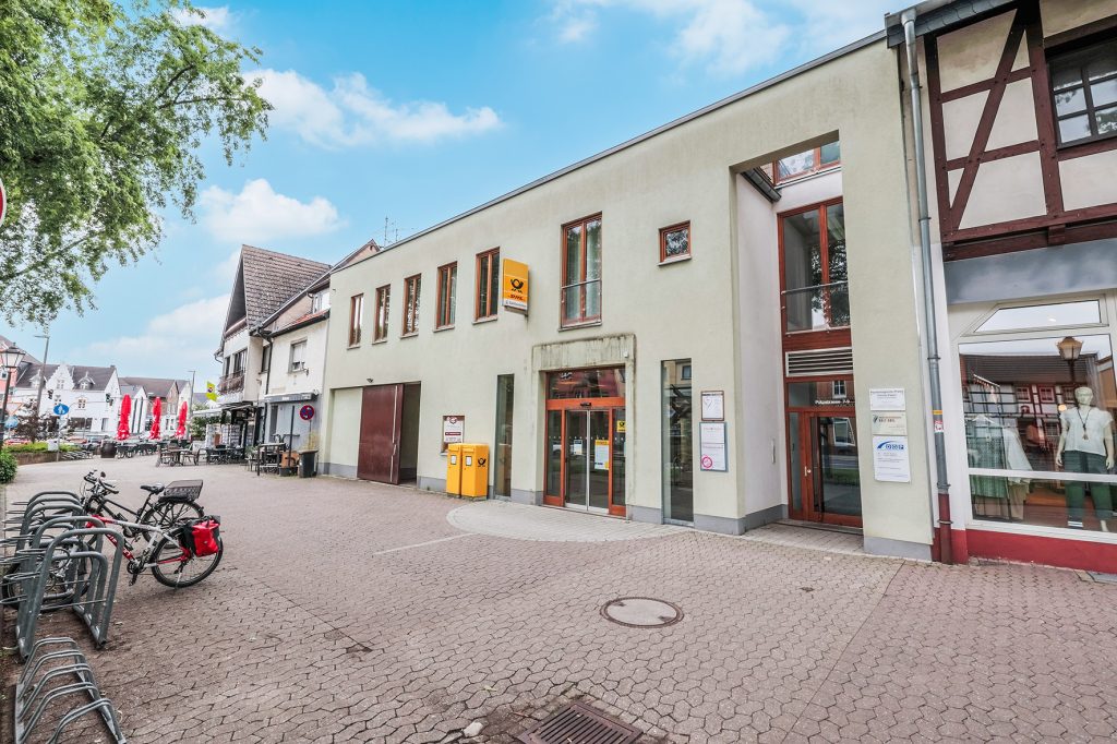 Gütelhöfer Immobilien - Immobilienangebot - Rheinbach - Alle - Ladenlokal für Filialisten in prominenter A-Lage der Rheinbacher City - mit Gestaltungsmöglichkeiten
