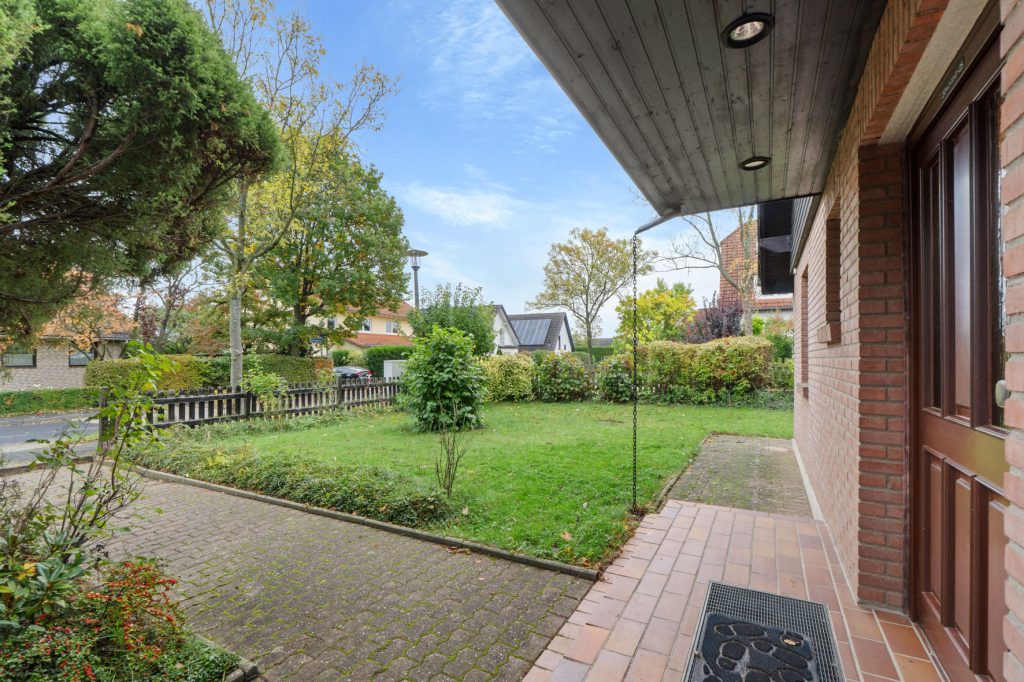 Gütelhöfer Immobilien - Immobilienangebot - Rheinbach / Wormersdorf - Alle - Freistehender Familientraum mit Galerie, Garage, Lüftungssystem und offenem Kamin in Wormersdorf