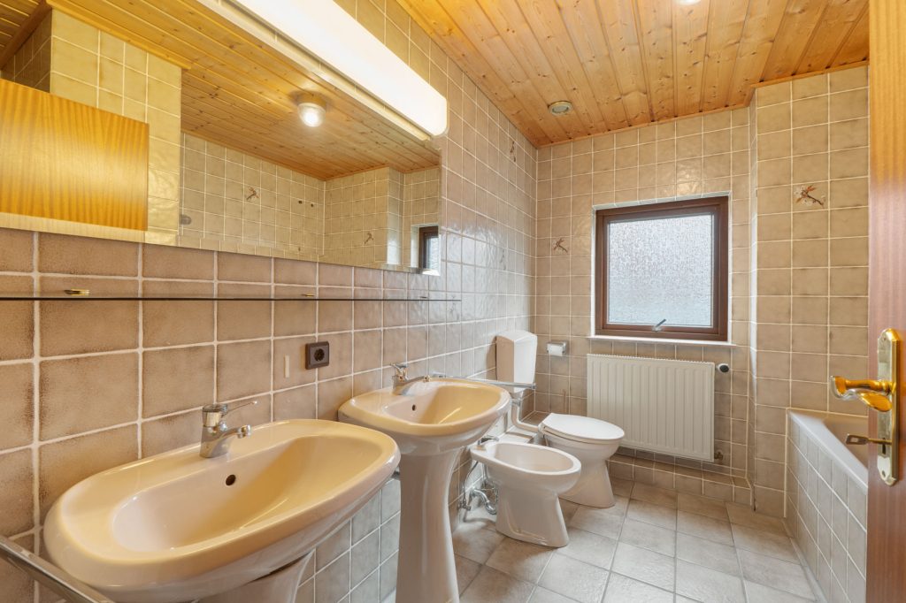Gütelhöfer Immobilien - Immobilienangebot - Rheinbach / Wormersdorf - Alle - Freistehender Familientraum mit Galerie, Garage, Lüftungssystem und offenem Kamin in Wormersdorf