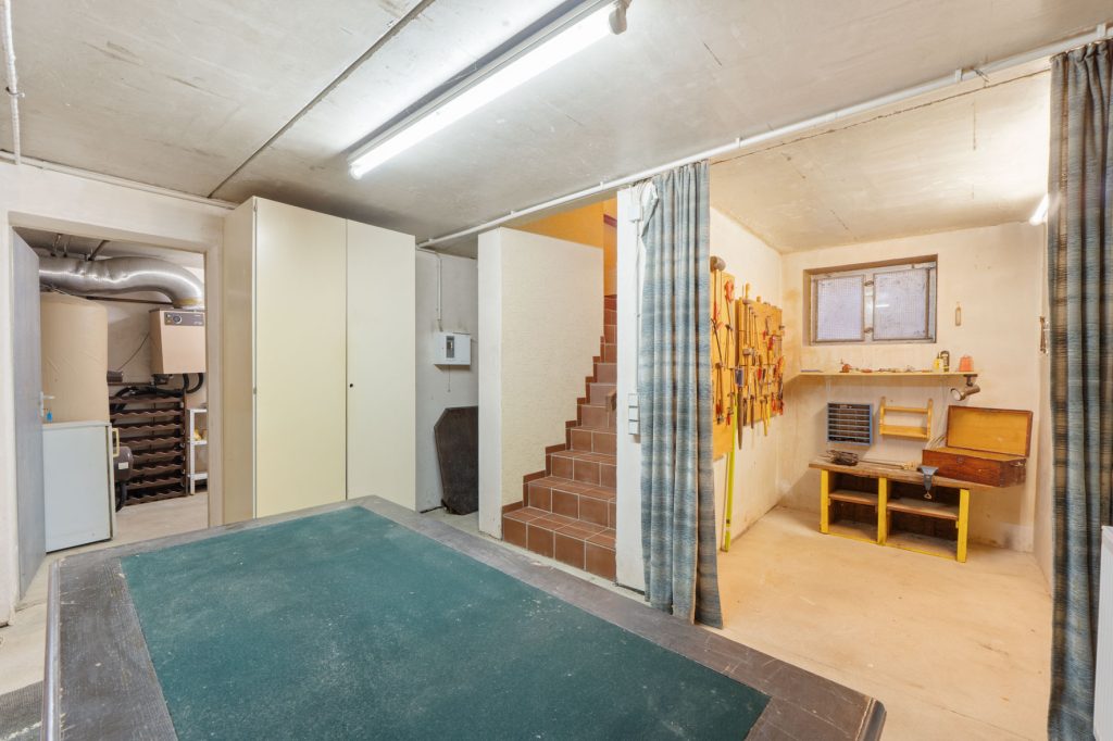 Gütelhöfer Immobilien - Immobilienangebot - Rheinbach / Wormersdorf - Alle - Freistehender Familientraum mit Galerie, Garage, Lüftungssystem und offenem Kamin in Wormersdorf