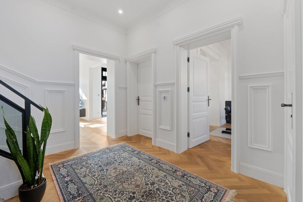 Gütelhöfer Immobilien - Immobilienangebot - Euskirchen - Alle - Ein Juwel im Stadtkern! Hochwertig sanierte Jugendstilvilla mit Außenpool und vielen Möglichkeiten
