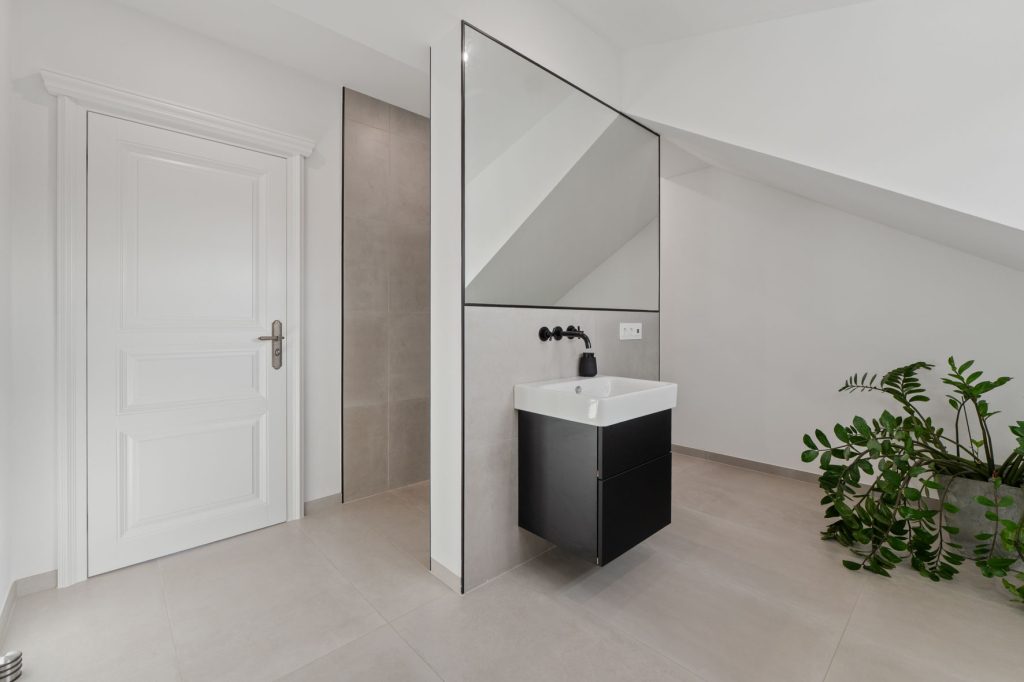 Gütelhöfer Immobilien - Immobilienangebot - Euskirchen - Alle - Ein Juwel im Stadtkern! Hochwertig sanierte Jugendstilvilla mit Außenpool und vielen Möglichkeiten
