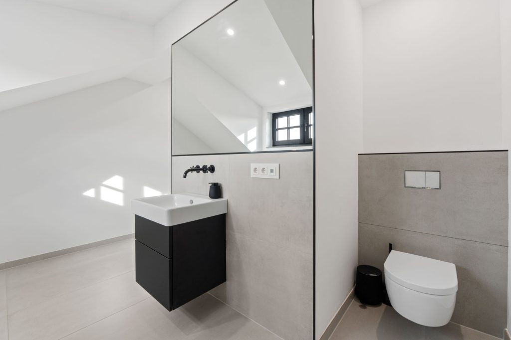 Gütelhöfer Immobilien - Immobilienangebot - Euskirchen - Alle - Ein Juwel im Stadtkern! Hochwertig sanierte Jugendstilvilla mit Außenpool und vielen Möglichkeiten