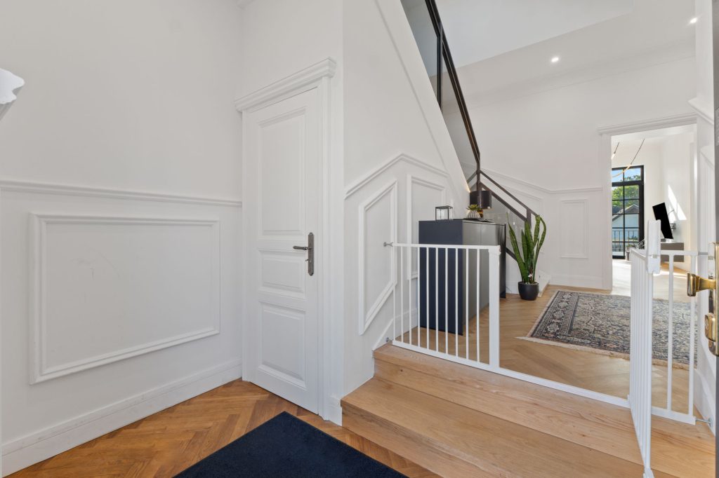 Gütelhöfer Immobilien - Immobilienangebot - Euskirchen - Alle - Ein Juwel im Stadtkern! Hochwertig sanierte Jugendstilvilla mit Außenpool und vielen Möglichkeiten