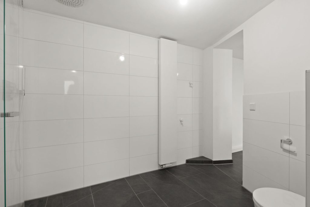 Gütelhöfer Immobilien - Immobilienangebot - Bornheim / Walberberg - Alle - Neubaucharme in altem Gewand mit Restarbeiten! Hofensemble mit Einbauküche für Individualisten