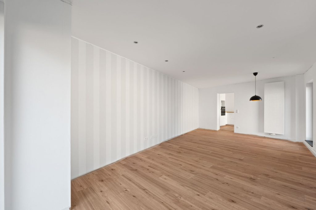 Gütelhöfer Immobilien - Immobilienangebot - Bornheim / Walberberg - Alle - Neubaucharme in altem Gewand mit Restarbeiten! Hofensemble mit Einbauküche für Individualisten