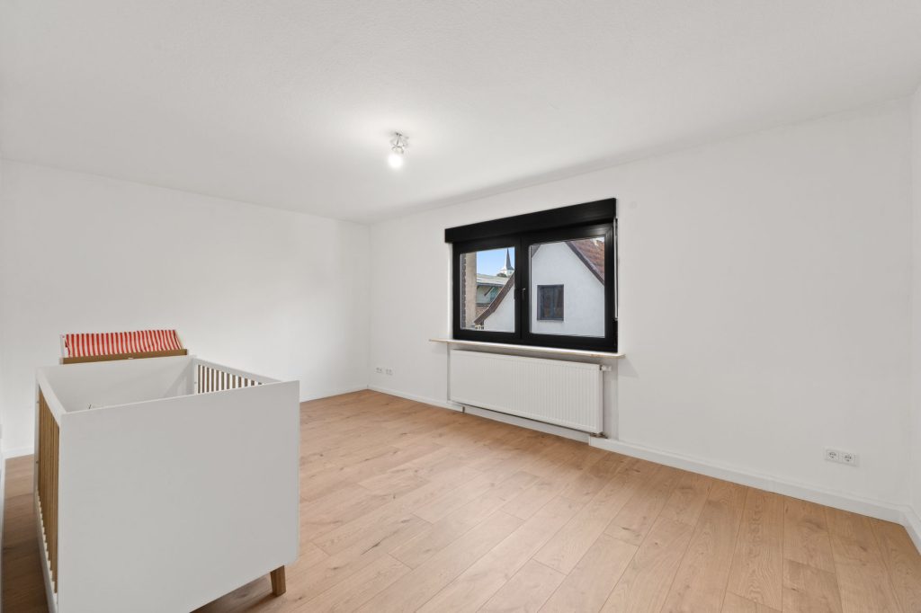 Gütelhöfer Immobilien - Immobilienangebot - Bornheim / Walberberg - Alle - Neubaucharme in altem Gewand mit Restarbeiten! Hofensemble mit Einbauküche für Individualisten