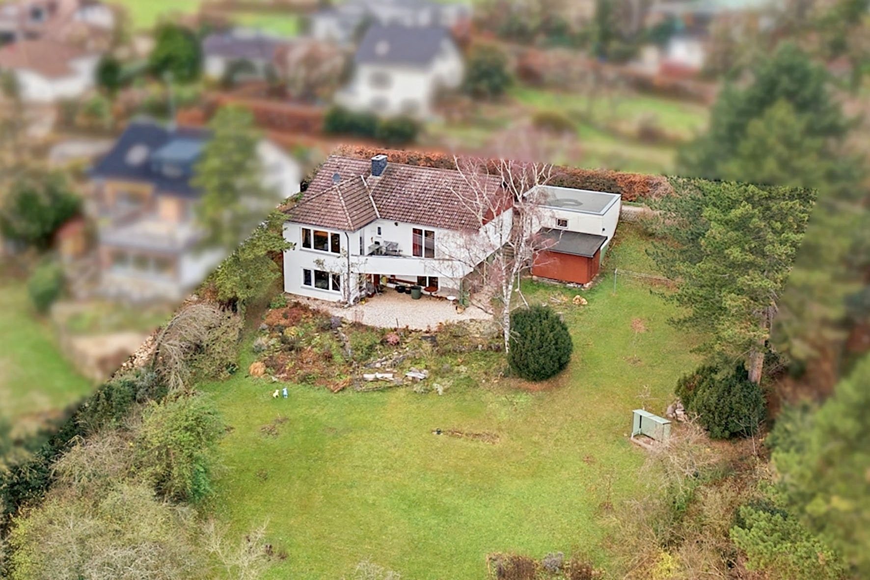 Gütelhöfer Immobilien - Immobilienangebot - Bad Münstereifel / Eschweiler - Alle - Idyllischer Familientraum auf 1178m² Grund mit Doppelgarage, Kaminofen und optionalem Baugrundstück