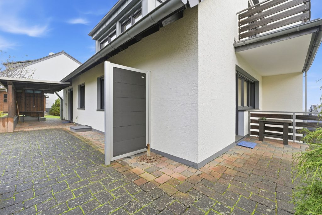 Gütelhöfer Immobilien - Immobilienangebot - Bornheim / Hemmerich - Alle - Platz für 2 Generationen! Großzügiges Einfamilienhaus mit Einliegerwohnung auf 2.244m² Grund