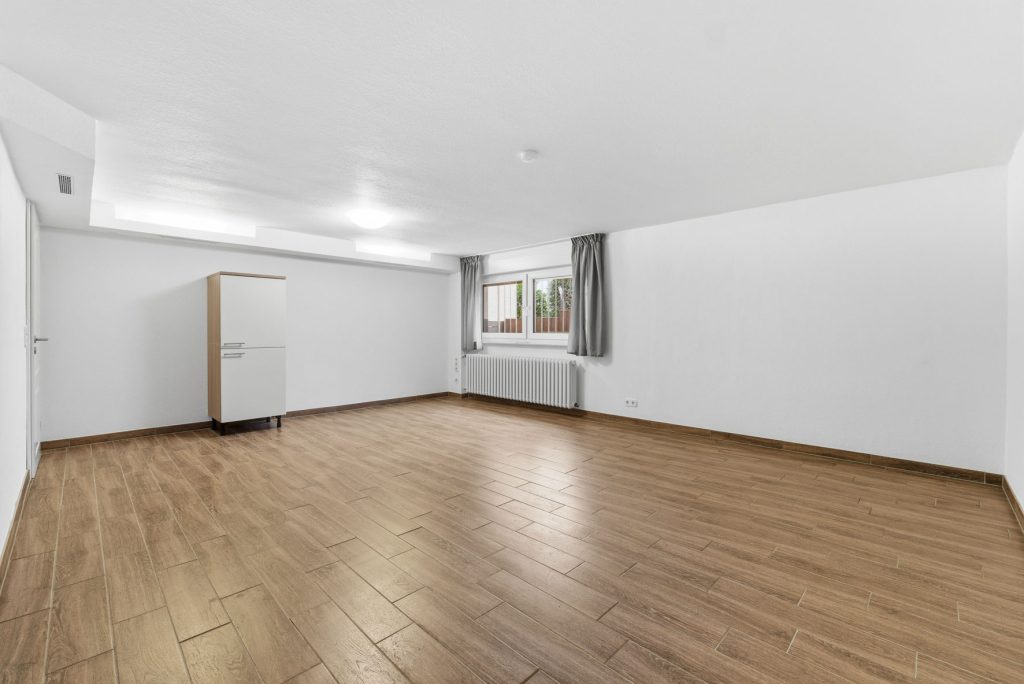 Gütelhöfer Immobilien - Immobilienangebot - Bornheim / Hemmerich - Alle - Platz für 2 Generationen! Großzügiges Einfamilienhaus mit Einliegerwohnung auf 2.244m² Grund