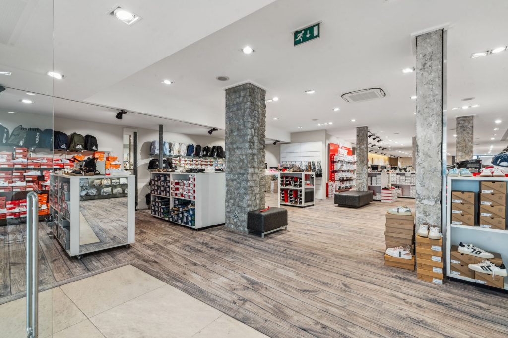 Gütelhöfer Immobilien - Immobilienangebot - Rheinbach - Alle - Big Business in Top-Lage! Solide vermietetes Wohn- und Geschäftshaus mit 948m² Fläche in der City