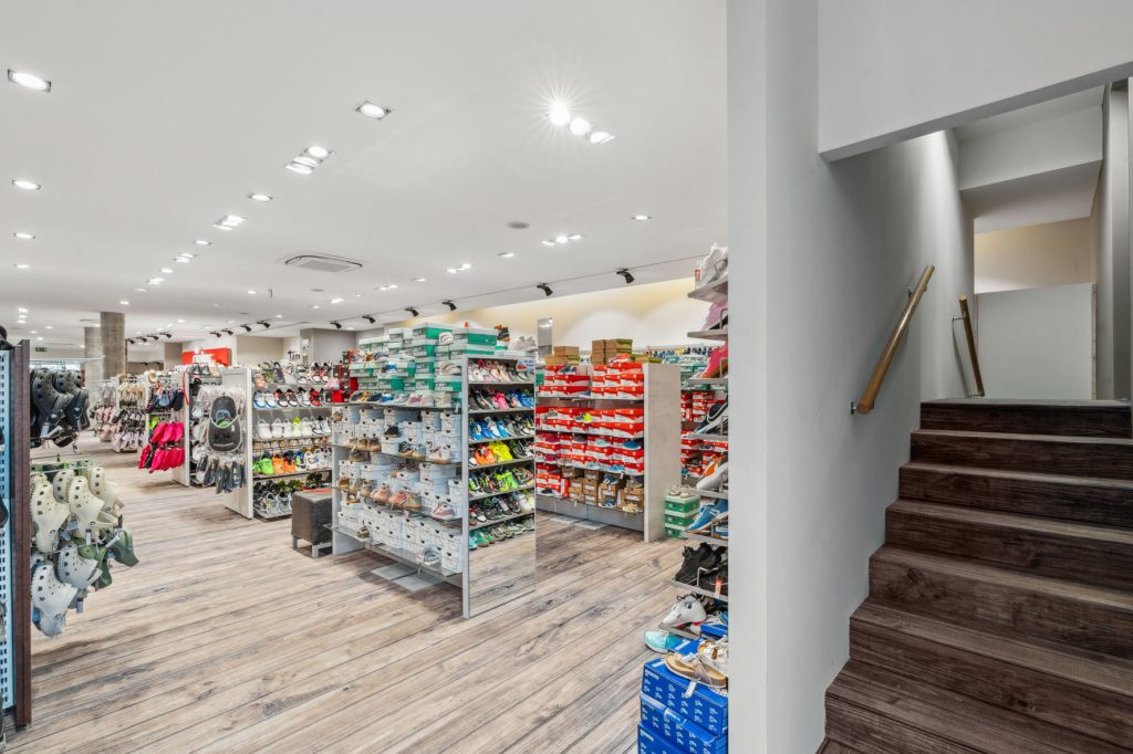 Gütelhöfer Immobilien - Immobilienangebot - Rheinbach - Alle - Big Business in Top-Lage! Solide vermietetes Wohn- und Geschäftshaus mit 948m² Fläche in der City