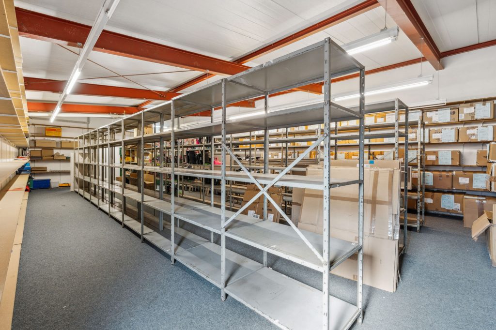 Gütelhöfer Immobilien - Immobilienangebot - Rheinbach - Alle - Big Business in Top-Lage! Solide vermietetes Wohn- und Geschäftshaus mit 948m² Fläche in der City