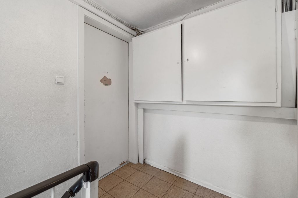 Gütelhöfer Immobilien - Immobilienangebot - Rheinbach - Alle - Kapitalanleger aufgepasst! 2 Gewerbe- und 4 Wohneinheiten mit 574m² vermietbarer Fläche im Zentrum