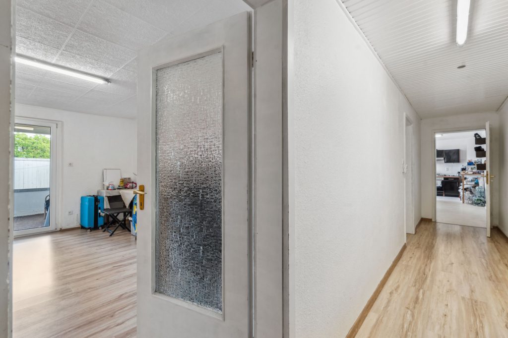 Gütelhöfer Immobilien - Immobilienangebot - Rheinbach - Alle - Kapitalanleger aufgepasst! 2 Gewerbe- und 4 Wohneinheiten mit 574m² vermietbarer Fläche im Zentrum