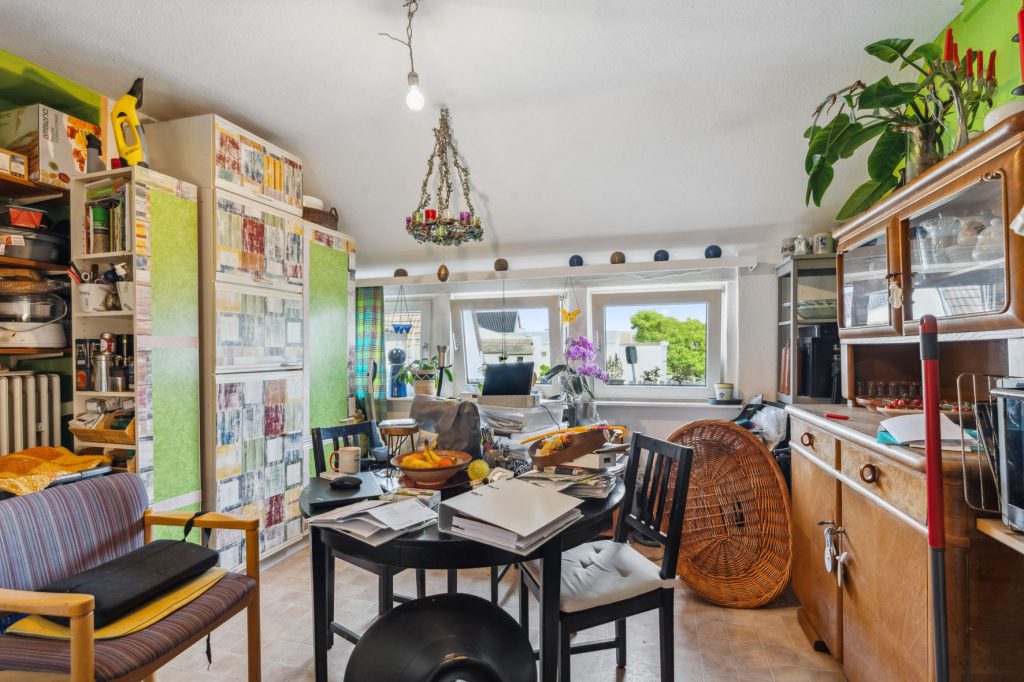 Gütelhöfer Immobilien - Immobilienangebot - Rheinbach - Alle - Kapitalanleger aufgepasst! 2 Gewerbe- und 4 Wohneinheiten mit 574m² vermietbarer Fläche im Zentrum