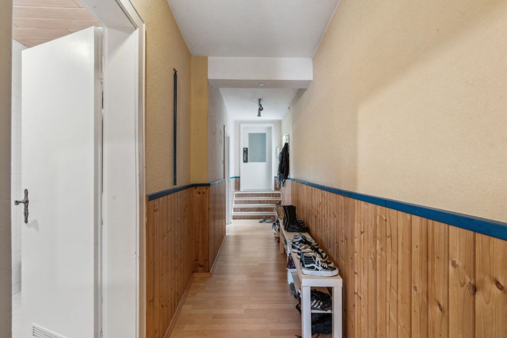 Gütelhöfer Immobilien - Immobilienangebot - Rheinbach - Alle - Kapitalanleger aufgepasst! 2 Gewerbe- und 4 Wohneinheiten mit 574m² vermietbarer Fläche im Zentrum