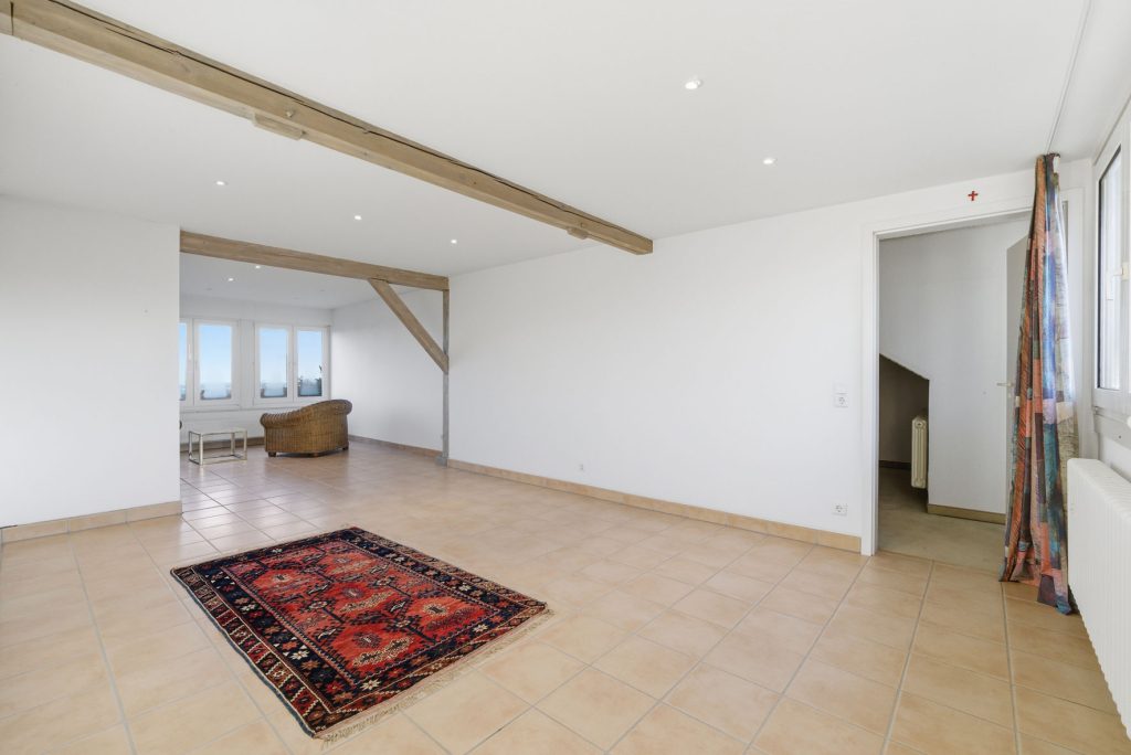 Gütelhöfer Immobilien - Immobilienangebot - Rheinbach / Todenfeld - Alle - Exklusives Anwesen mit Innenpool und Weitblick über die Voreifel auf einem 1.786m² Traumgrundstück!