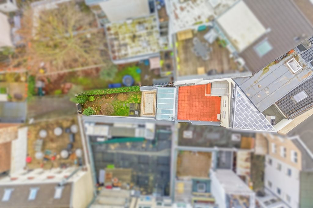 Gütelhöfer Immobilien - Immobilienangebot - Bonn - Alle - Stilvolles Gründerzeithaus mit 341m² Wohnfläche verteilt auf drei Wohneinheiten im Bonner Zentrum