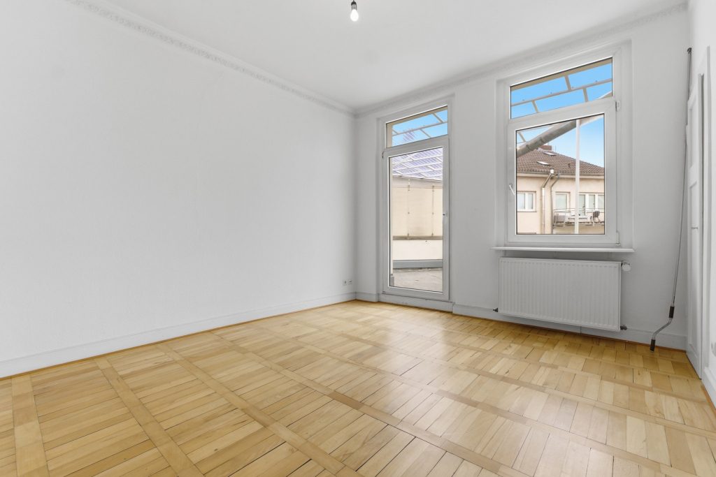 Gütelhöfer Immobilien - Immobilienangebot - Bonn - Alle - Stilvolles Gründerzeithaus mit 341m² Wohnfläche verteilt auf drei Wohneinheiten im Bonner Zentrum