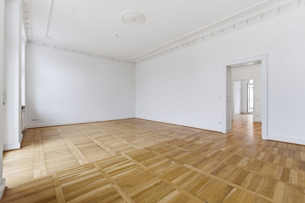 Gütelhöfer Immobilien - Immobilienangebot - Bonn - Alle - Stilvolles Gründerzeithaus mit 341m² Wohnfläche verteilt auf drei Wohneinheiten im Bonner Zentrum