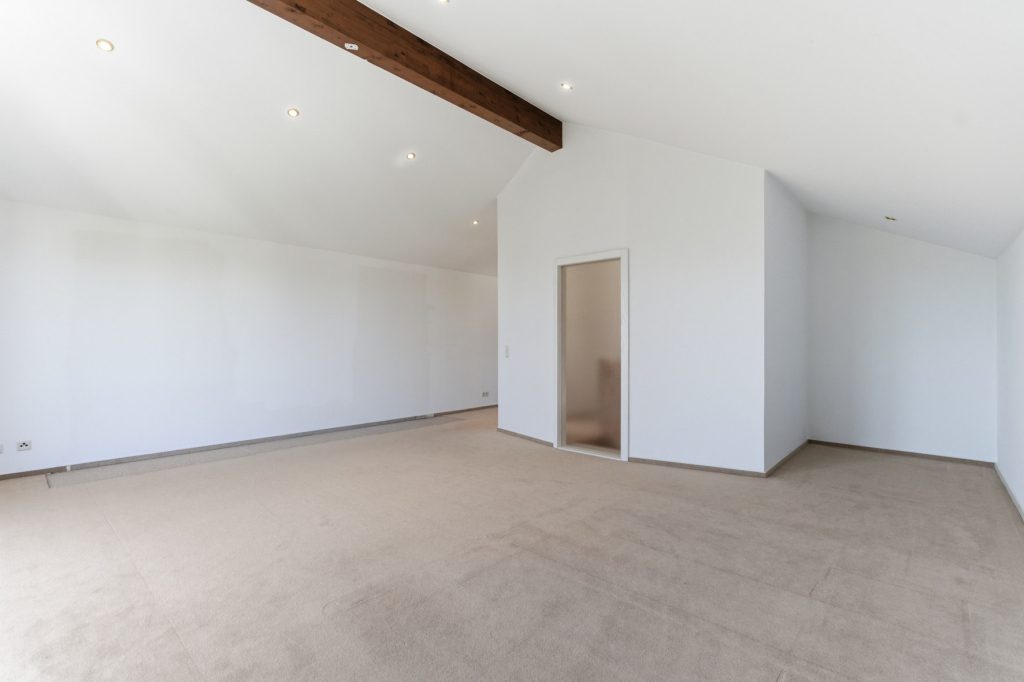 Gütelhöfer Immobilien - Immobilienangebot - Bornheim / Widdig - Alle - Für Generationen! 2 Wohnhäuser auf einem Grundstück in unmittelbarer Rheinnähe von Bornheim / Widdig