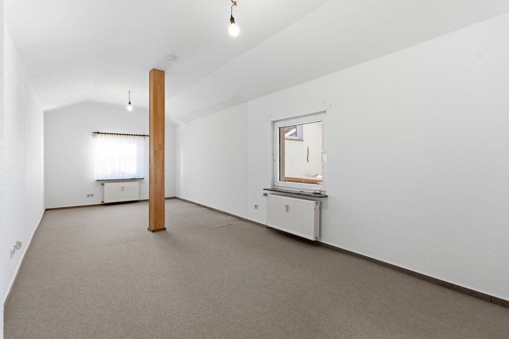 Gütelhöfer Immobilien - Immobilienangebot - Bornheim / Widdig - Alle - Für Generationen! 2 Wohnhäuser auf einem Grundstück in unmittelbarer Rheinnähe von Bornheim / Widdig