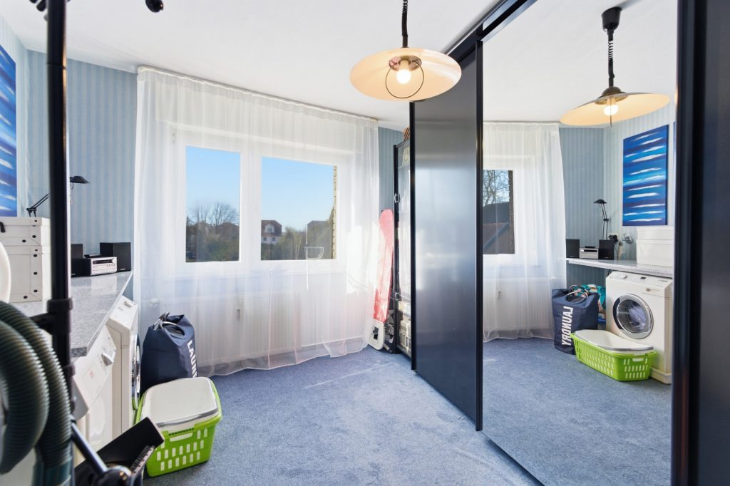 Gütelhöfer Immobilien - Immobilienangebot - Bornheim / Widdig - Alle - Für Generationen! 2 Wohnhäuser auf einem Grundstück in unmittelbarer Rheinnähe von Bornheim / Widdig