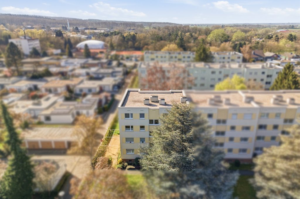 Gütelhöfer Immobilien - Immobilienangebot - Rheinbach - Alle - Für Kapitalanleger in Freizeitparknähe! Modernisierte und solide vermietete Dreiraumwohnung