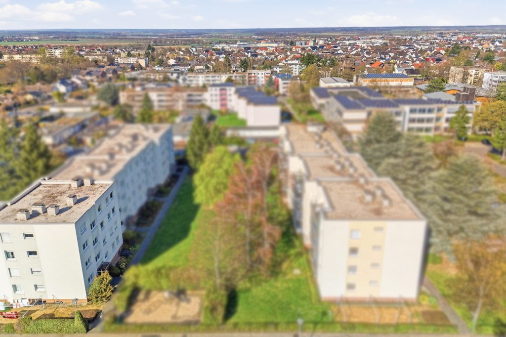 Gütelhöfer Immobilien - Immobilienangebot - Rheinbach - Alle - Für Kapitalanleger in Freizeitparknähe! Modernisierte und solide vermietete Dreiraumwohnung