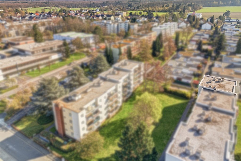 Gütelhöfer Immobilien - Immobilienangebot - Rheinbach - Alle - Für Kapitalanleger in Freizeitparknähe! Modernisierte und solide vermietete Dreiraumwohnung
