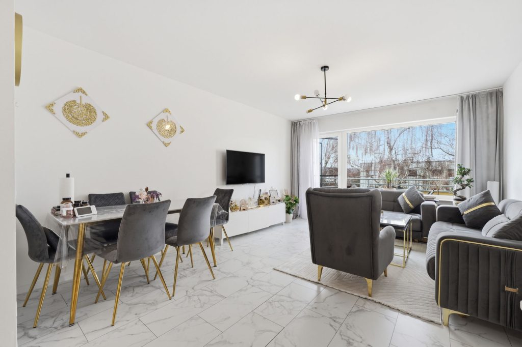 Gütelhöfer Immobilien - Immobilienangebot - Rheinbach - Alle - Für Kapitalanleger in Freizeitparknähe! Modernisierte und solide vermietete Dreiraumwohnung