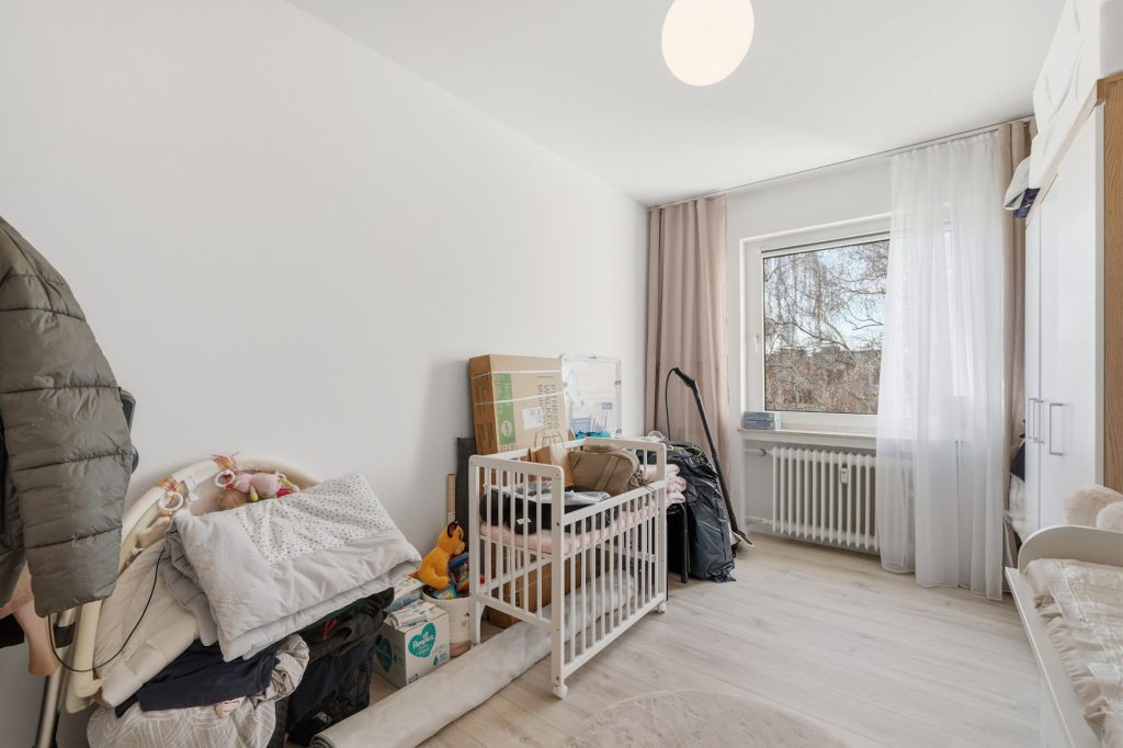 Gütelhöfer Immobilien - Immobilienangebot - Rheinbach - Alle - Für Kapitalanleger in Freizeitparknähe! Modernisierte und solide vermietete Dreiraumwohnung