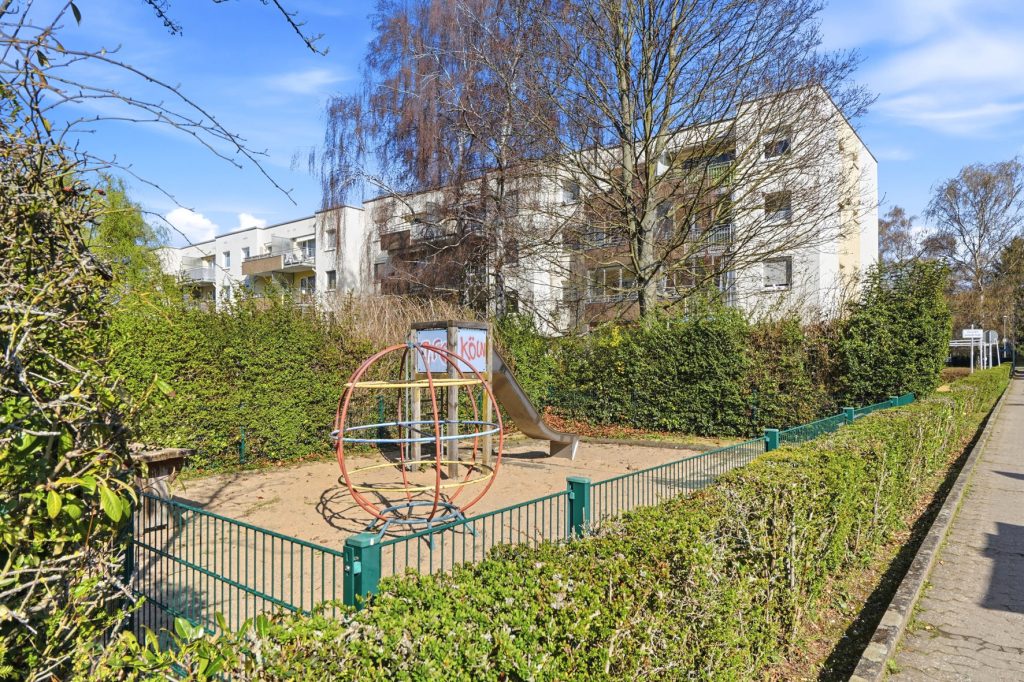 Gütelhöfer Immobilien - Immobilienangebot - Rheinbach - Alle - Für Kapitalanleger in Freizeitparknähe! Modernisierte und solide vermietete Dreiraumwohnung