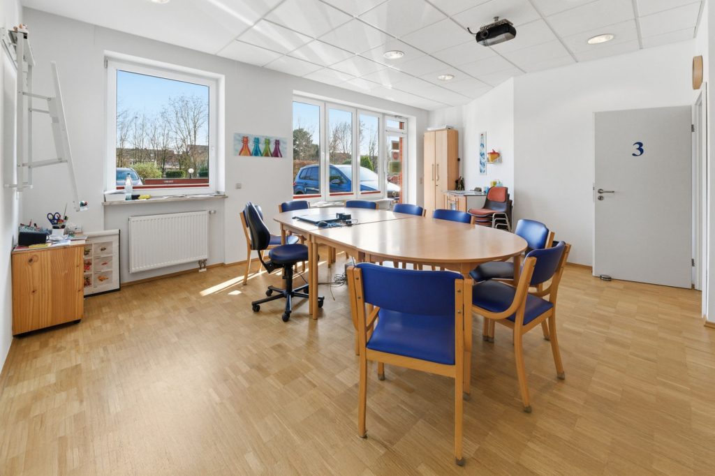 Gütelhöfer Immobilien - Immobilienangebot - Euskirchen - Alle - Kapitalanleger aufgepasst! Attraktive Praxis- und Schulungsräume in zentraler Lage von Euskirchen